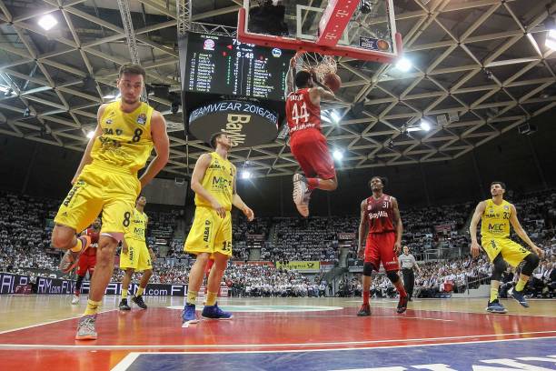 这使得整个 这使得整个