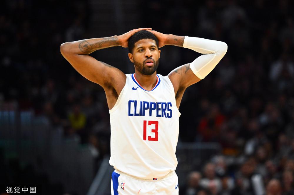 在足球与篮 在足球与篮